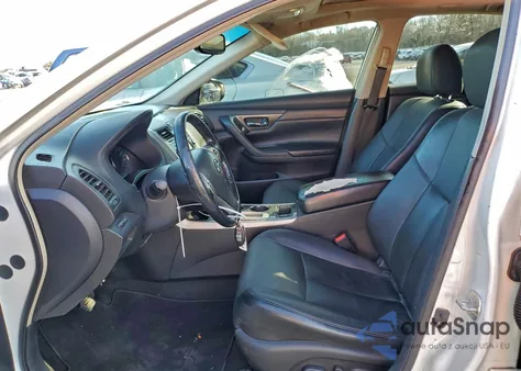 2013 Nissan Altima 2.5 z USA, uszkodzony, nr VIN 1N4AL3AP3DC201667